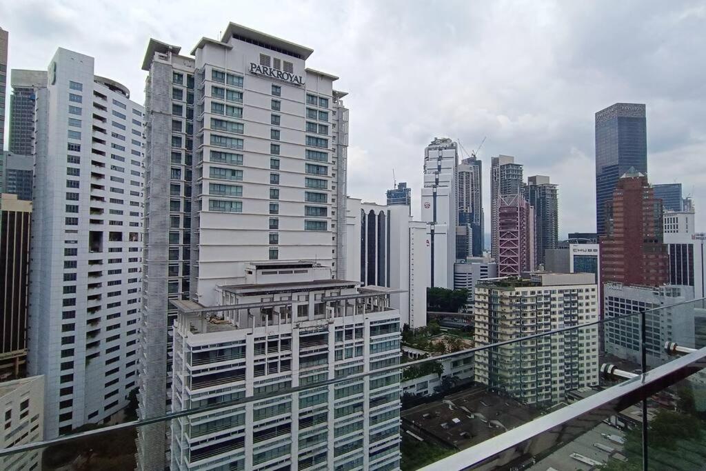 A05 Bukit Ceylon Kl Tower View Balcony Apartment Kuala Lumpur Esterno foto